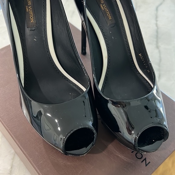 Louis Vuitton Patent Pep Toe Heels - Picture 2 of 8